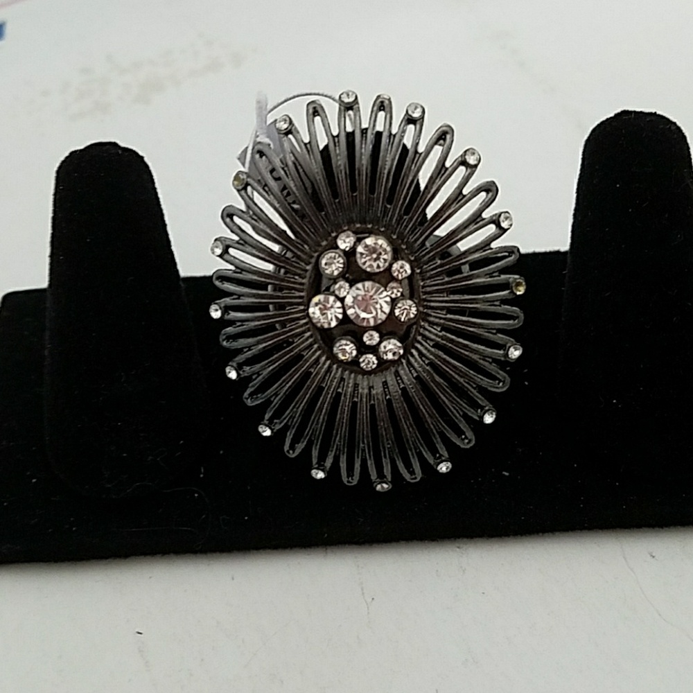 Stretch ring